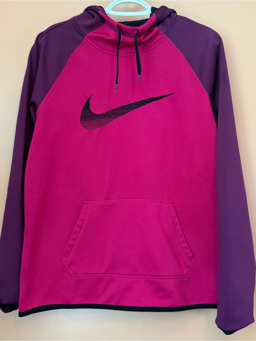 Nike Therma-FIT Women’s Large Pink Purple Fleece Hoodie Swoosh Athleisure